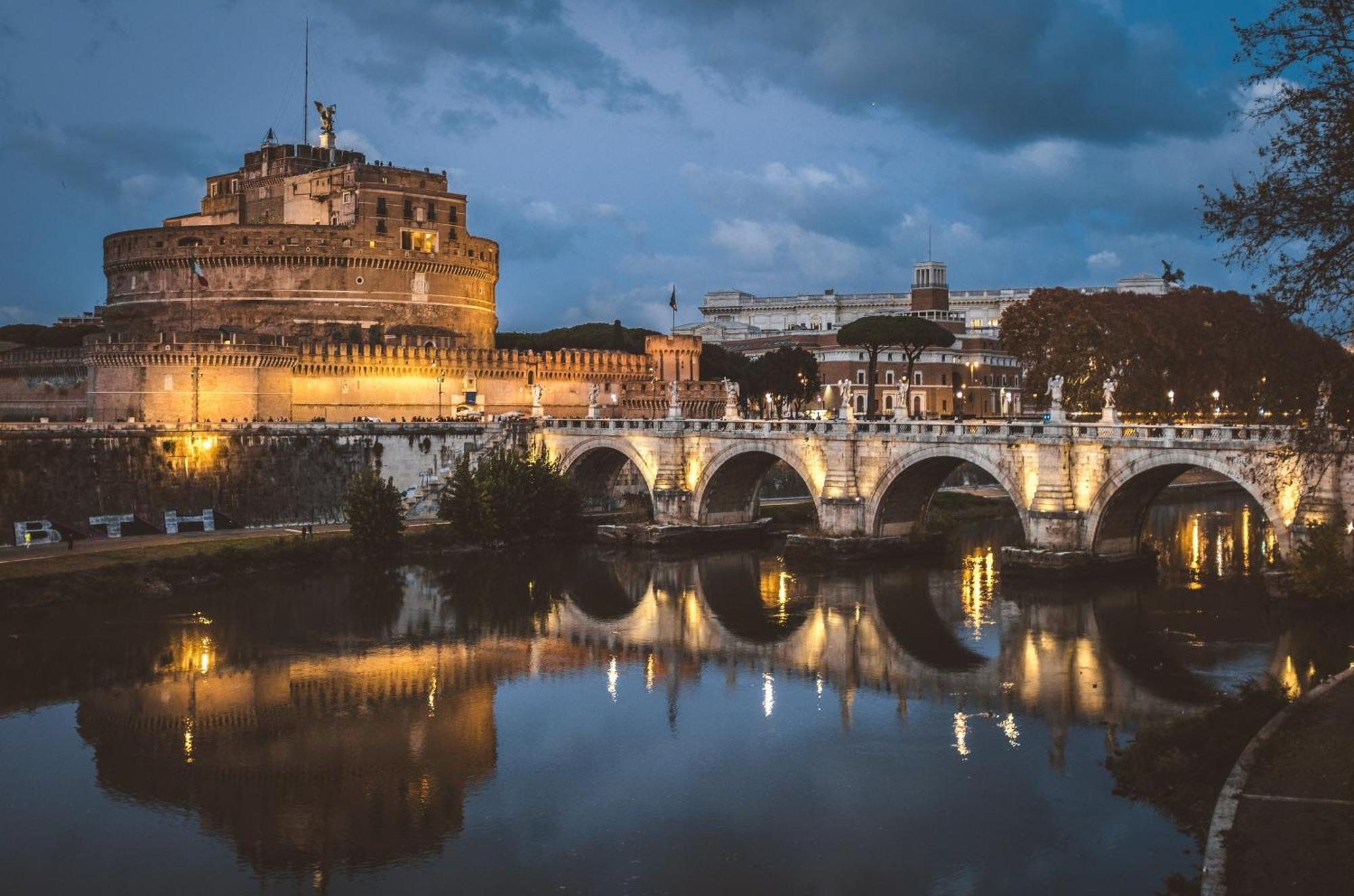 Апартаменты Trevi Charme Рим Экстерьер фото